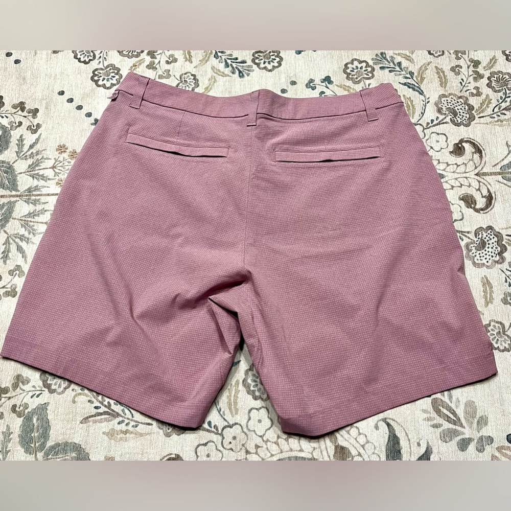 Lululemon Commission Classic-Fit Short 7" Ventlight Heathered Pink Taupe Size 34 - Picture 2 of 5